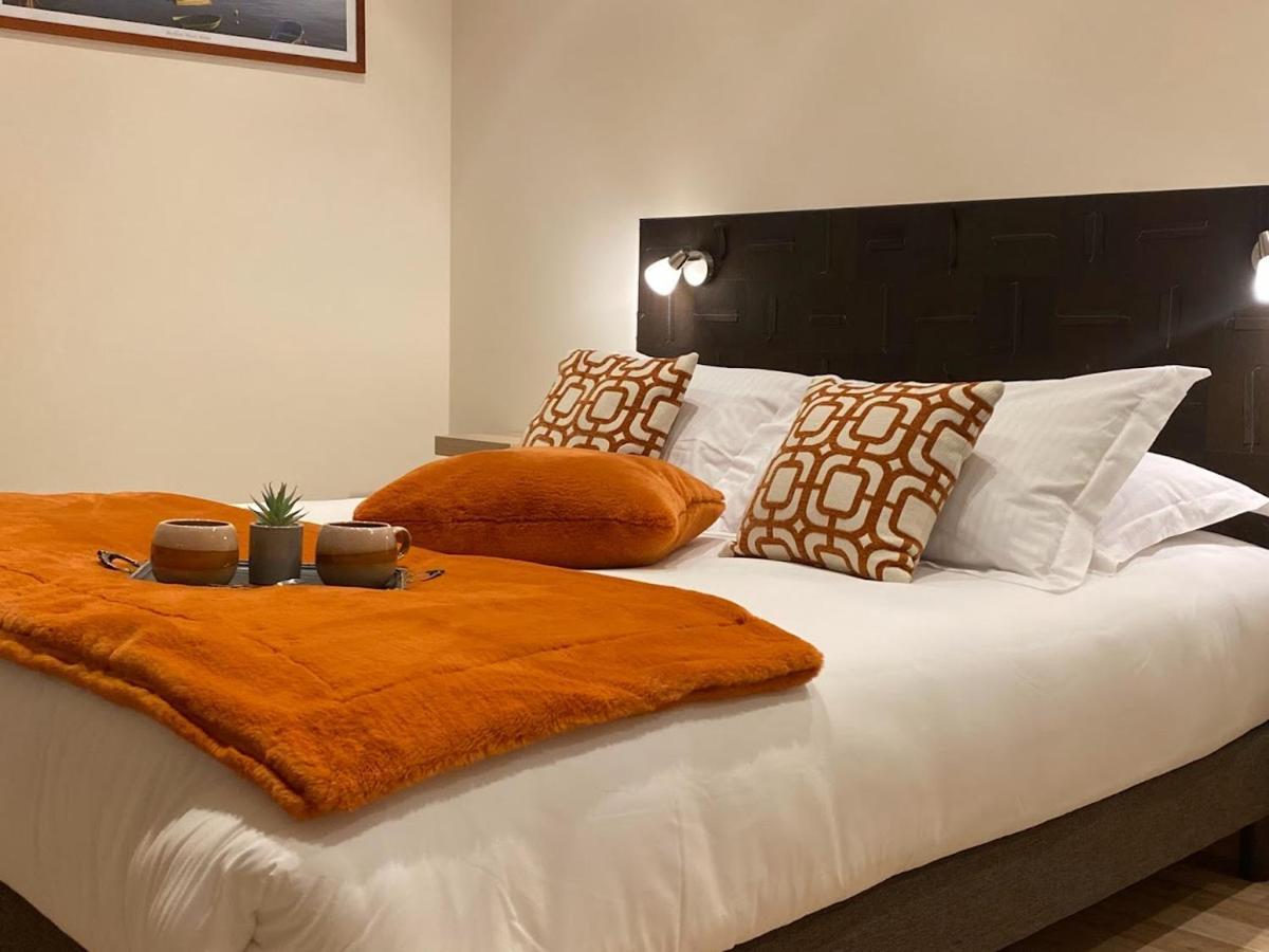 Le Rocher Appart Hotel Valognes Buitenkant foto